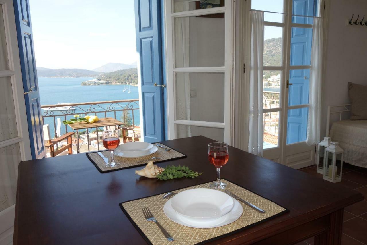 Appartamento Panoramic View Poros Town Esterno foto
